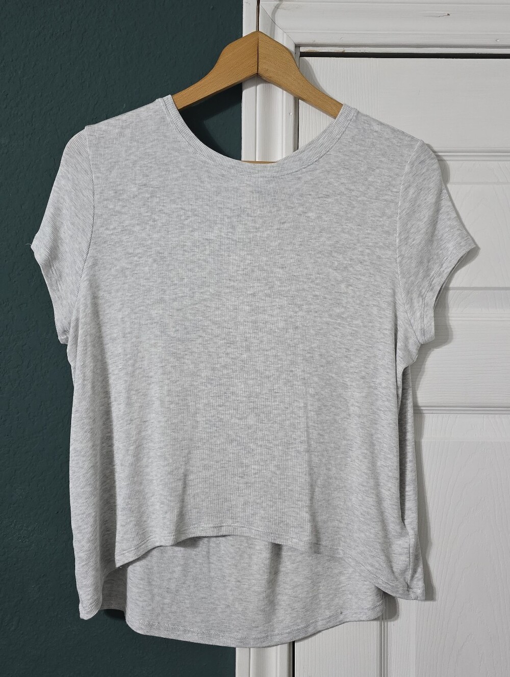 Athleta With Ease Tee Top XS Gray Modal Ribbed Oversized 850864 Yoga Athleisure